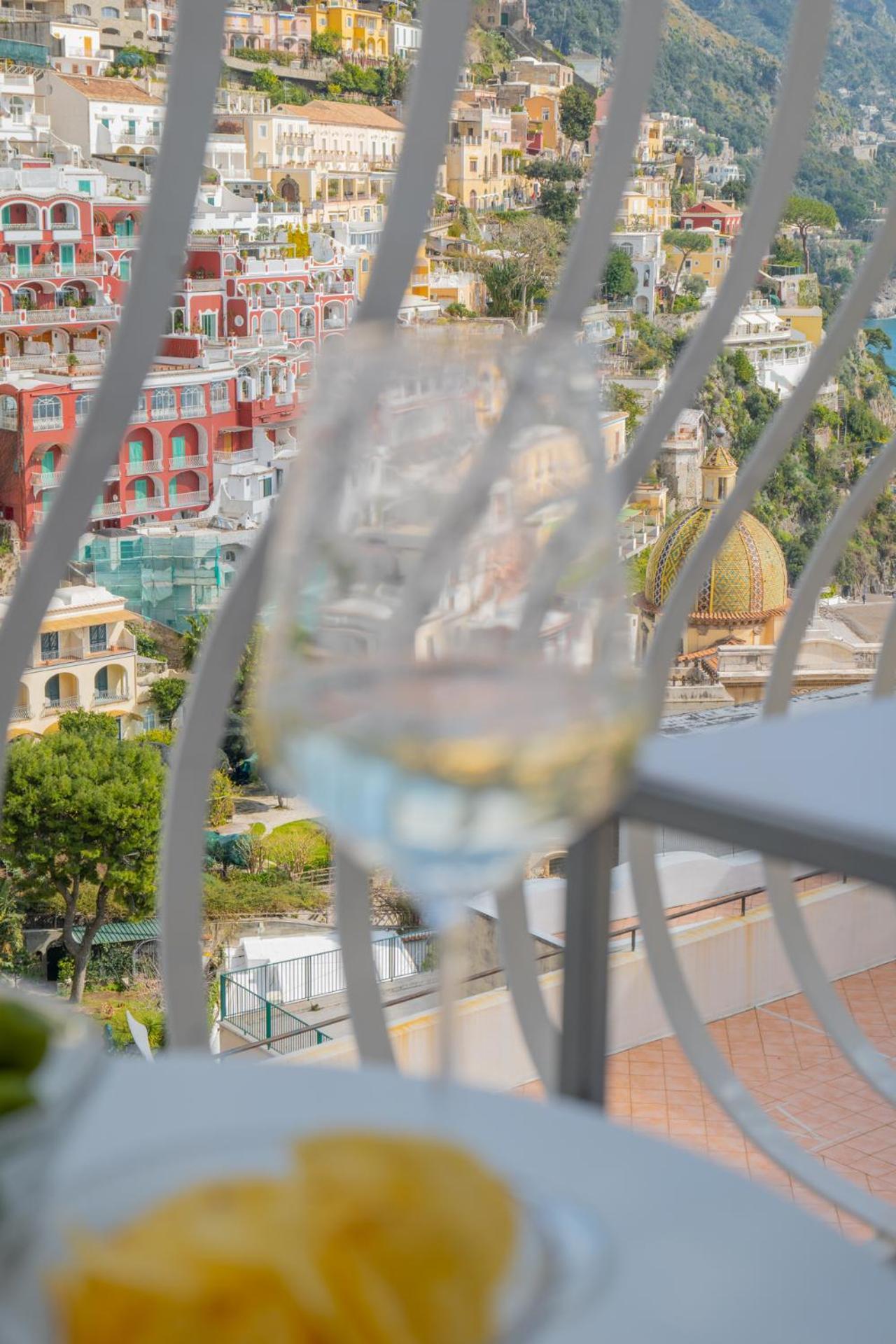 Milky Suites Positano Luaran gambar